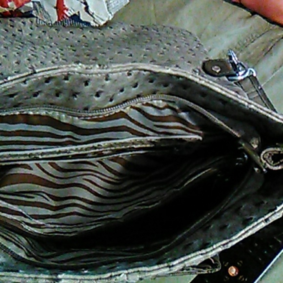 Purses - Picture 2 of 5